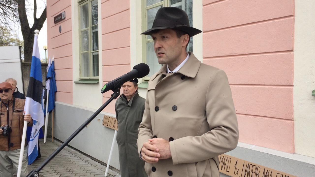 Helme valitsuse suhtumisest: Kui sa, raibe, võtad midagi, mis sulle meeldib ja mulle ei meeldi, siis maksa rohkem!