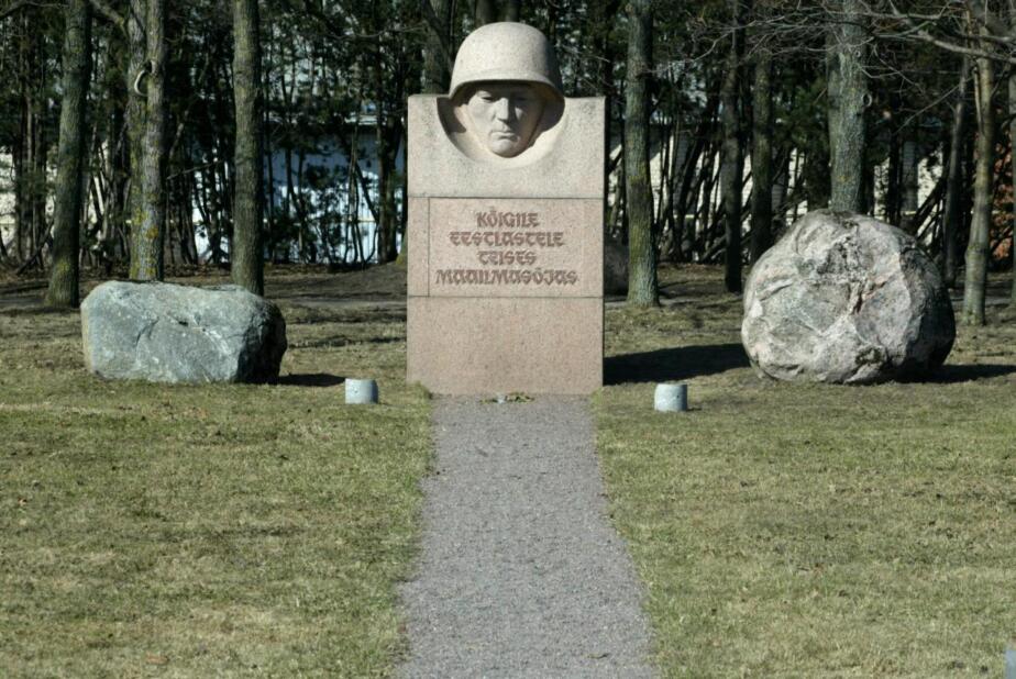 Mälestusmärk sõjas osalenutele Tallinnas