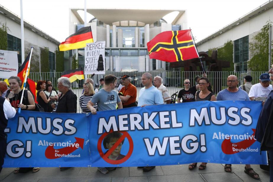 Meeleavaldajad protesteerivad Merkeli vastu